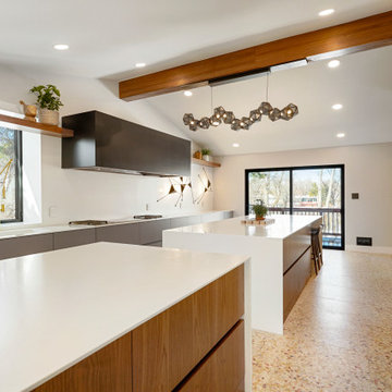 W Jewell - Modern Kitchen