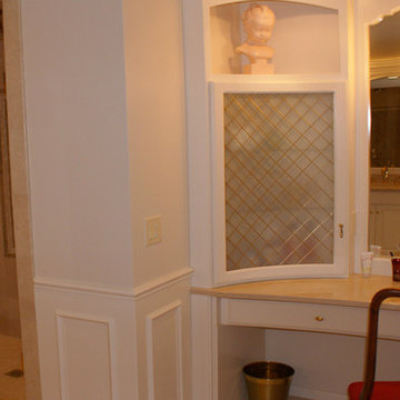 Custom Bathroom & Vanity