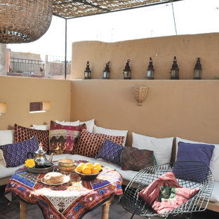 ニューヨークの地中海スタイルのおしゃれなテラス・中庭の写真