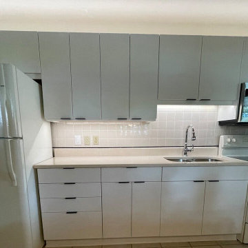 Small Kitchen Remodel Done With New White Cabinets