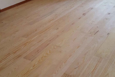 Wide Plank Pine Flooring