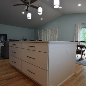 Spacious Kitchen with Ample Storage