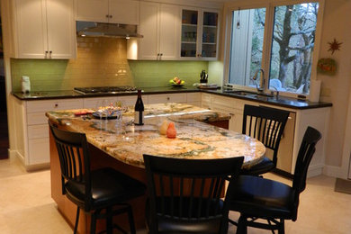 Trendy kitchen photo in San Francisco