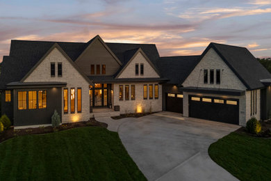 Inspiration for a transitional exterior home remodel in Minneapolis