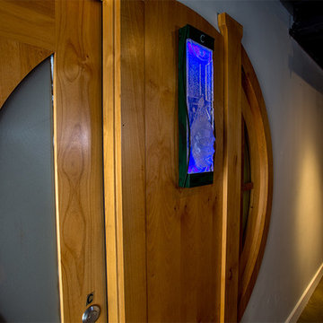 Sculpted Wall Sconce