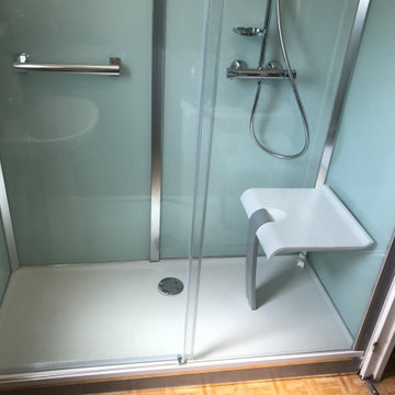 Remplacement de baignoire, cabine de douche sécurisée VINATA