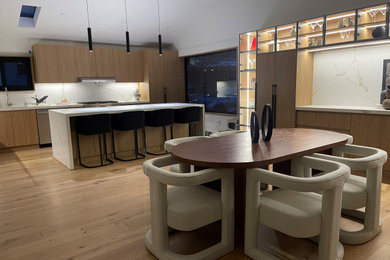 Inspiration for a modern dining room remodel in Philadelphia