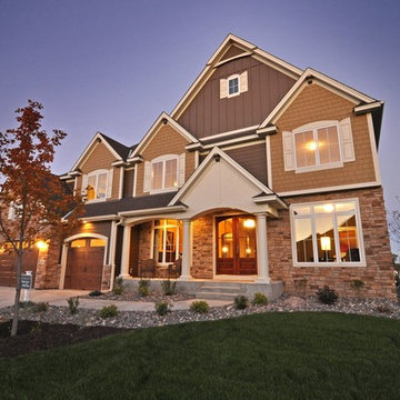 Craftsman Home With Indoor Sports Court