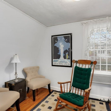 Lovely Older 1930s Colonial w/Good Bones in Marblehead