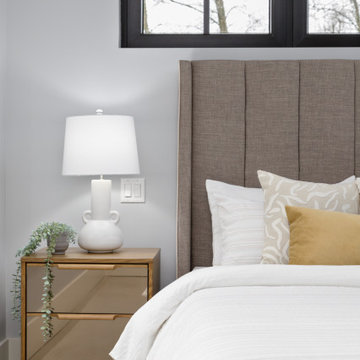 Guest Bedroom - Transitional
