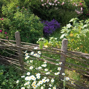 Ein Garten im ländlichen Stil