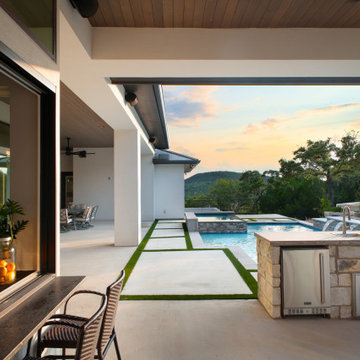 Modern: 4,950 ft², 4 BR/4 BA/2 ST home