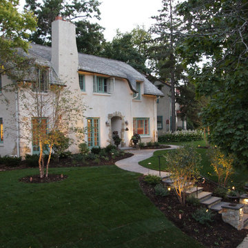 Fairytale Cottage Courtyard