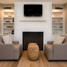 Seating area off kitchen