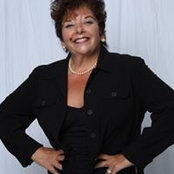 Lorraine Valdes's photo