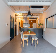 School Bus Osaka スクールバス空間設計 大阪府大阪市中央区の設計施工 リノベーション会社 Houzz ハウズ