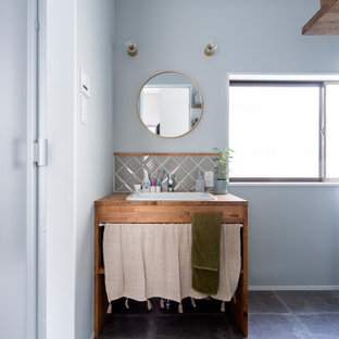 75 Beautiful Powder Room With An Undermount Sink And Wood Countertops Pictures Ideas April 21 Houzz