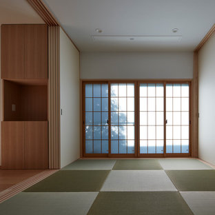 75 Beautiful Tatami Floor Family Room With A Wall Mounted Tv Pictures Ideas June 21 Houzz 75 Beautiful Tatami Floor Family Room With A Wall Mounted Tv Pictures Ideas June 21 Houzz