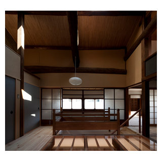左京の町家 Japonais Couloir Kyoto Par アトリエ ブリコラージュ 一級建築士事務所 Houzz