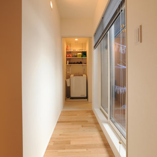 75 Beautiful Mid Century Modern Wallpaper Hallway Pictures Ideas July 21 Houzz