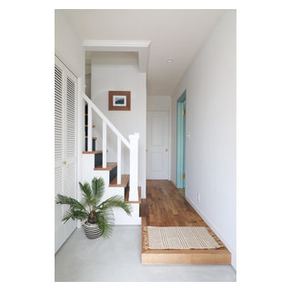 西海岸風ヴィンテージハウス Beach Style Entry Other By Home Design Castlee ホーム デザイン キャスリー株式会社 Houzz