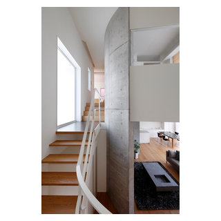 音楽的な空間構成 ソラに浮び上る四分休符 Contemporary Staircase Tokyo By 長谷川建築デザインオフィス Hasegawadesign Houzz