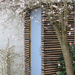 Idée de décoration pour un petit abri de jardin séparé design avec un abri de jardin.