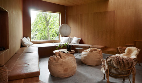 シンプルとコントラスト。部屋ごとに異なる体験をつくるデンマークの家