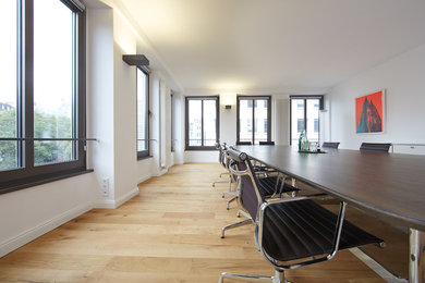 Modernes Arbeitszimmer in Köln