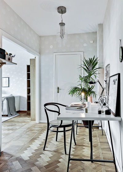 Scandinavian Home Office by dream design sthlm
