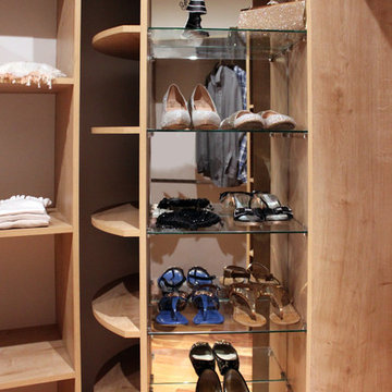 DREAM WALKING CLOSET