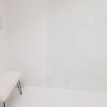 Baño minimalista