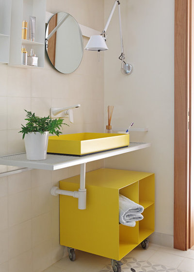 Contemporary Cloakroom by Rubio and Ros