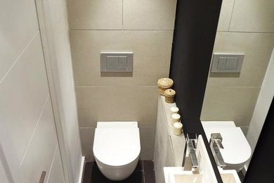バルセロナにあるコンテンポラリースタイルのおしゃれなトイレ・洗面所の写真