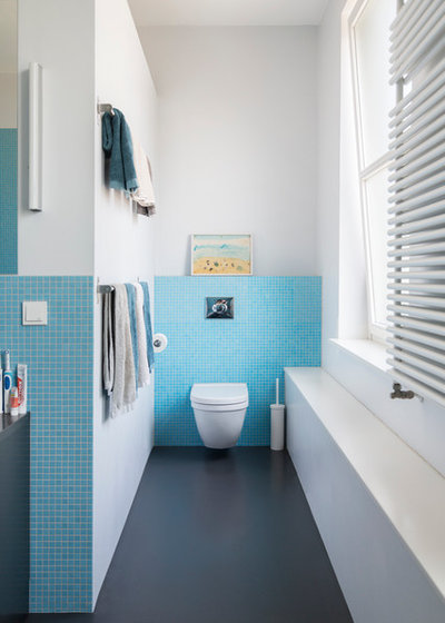 Contemporary Bathroom by Maike Piorr Fotografie