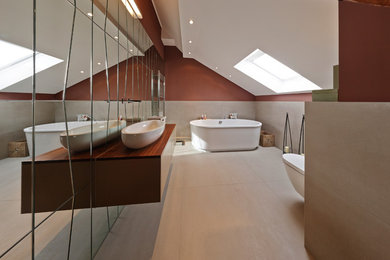 Inspiration for a contemporary bathroom in Cologne.