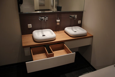 Modernes Badezimmer in Düsseldorf