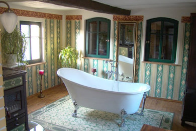 ケルンにあるカントリー風のおしゃれな浴室の写真