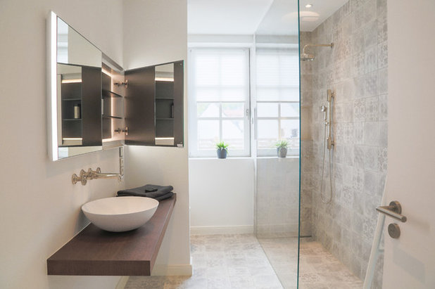 Klassisch Badezimmer by acqua design - exklusive badkonzepte