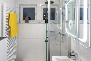 ケルンにあるコンテンポラリースタイルのおしゃれな浴室の写真