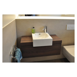 Gäste-WC Sanierung in Bocholt - Contemporary - Bathroom - Essen - by KLOCKE  Interieur Möbelwerkstätte GmbH | Houzz IE