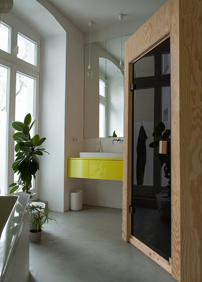 Modern Badezimmer by Jana Kubischik Interior GmbH