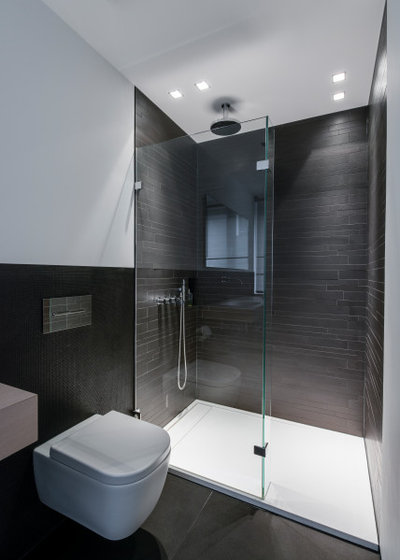 Contemporary Bathroom by ultramarin - raum fliese bad