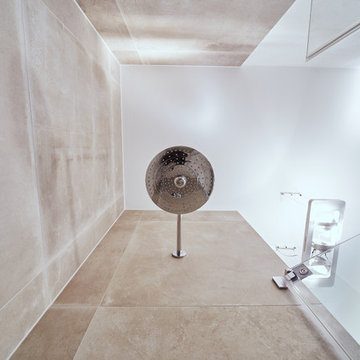Modernes Badezimmer mit sommerlichem Flair