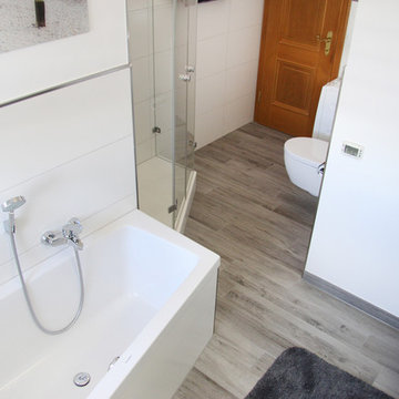 Modernisierung eines Badezimmers in München - Milbertshofen-Am Hart