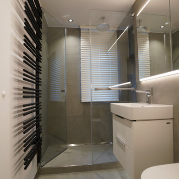 Modernisierung eins Badezimmer - wird zu einem Duschbad - in München Bogenhausen