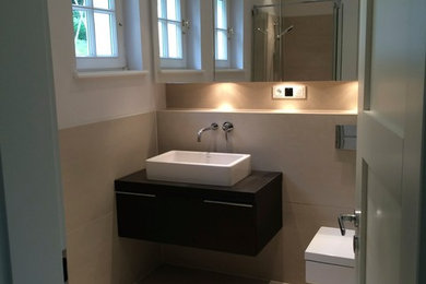 Modernes Badezimmer in Frankfurt am Main