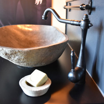 Steinwaschbecken - Modernes Badezimmer