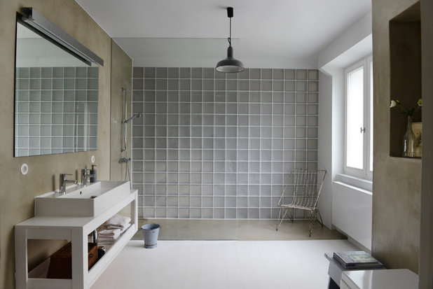 Industrial Bathroom by Studio Swen Burgheim