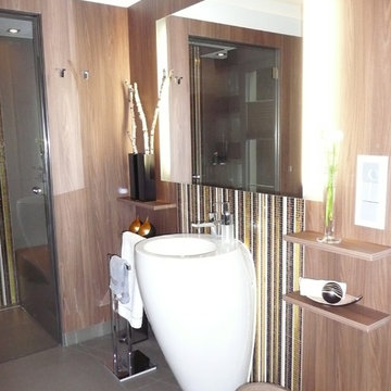 Waschbrunnen mit integriertem Spiegelschrank